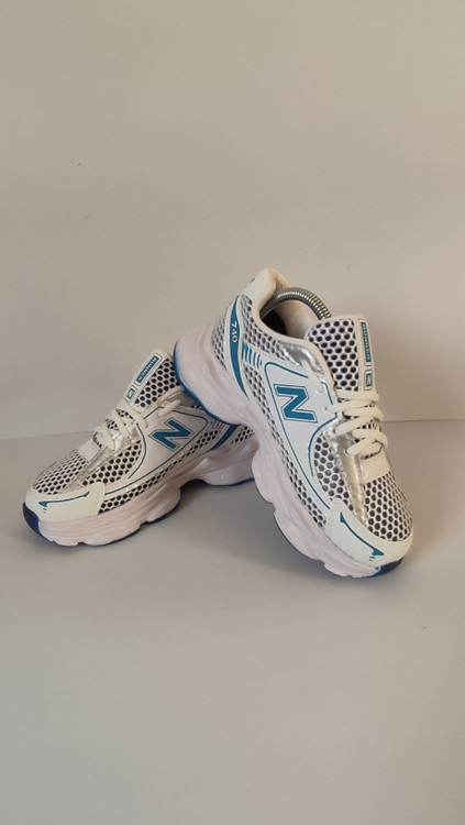 کتونی اسپرت نیو بالانس زنانه رنگ سفید آبی