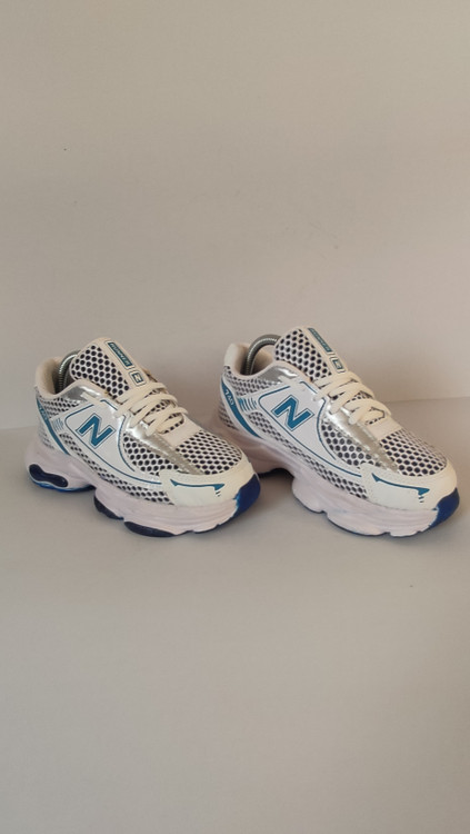 کتونی اسپرت نیو بالانس زنانه رنگ سفید آبی