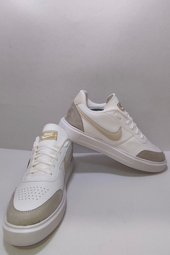 کفش اسپرت مردانه ونس نایک سفید کرمی