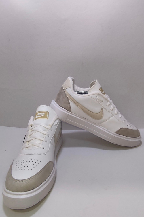 کفش اسپرت مردانه ونس نایک سفید کرمی